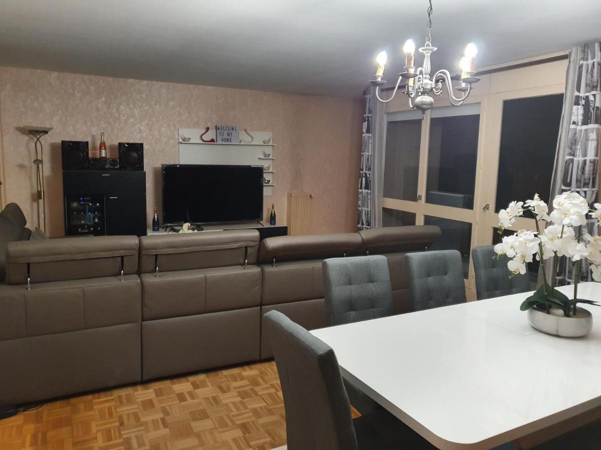 Dans Grand Appart De 113M2 Proche Paris Creil Exterior foto