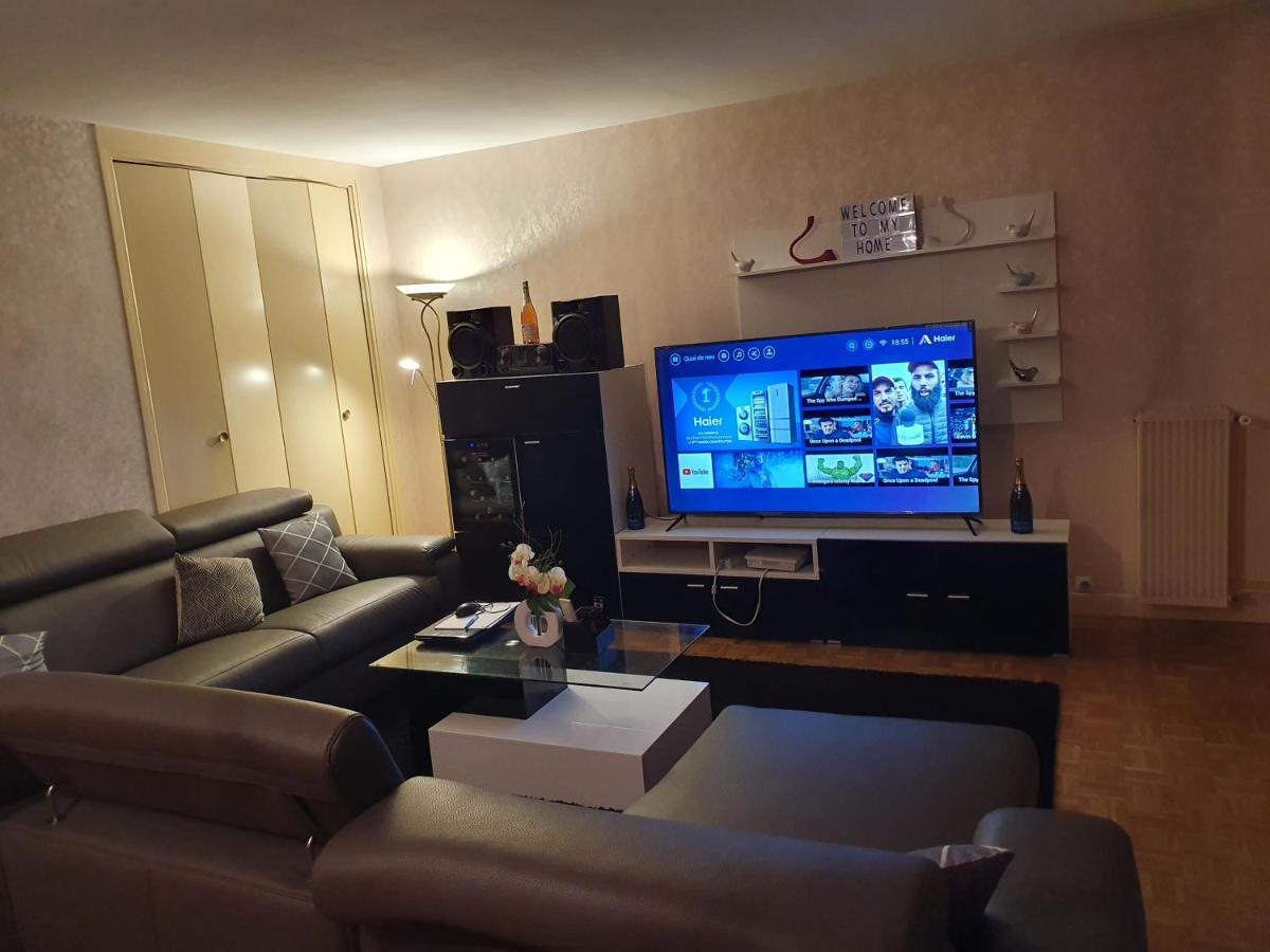 Dans Grand Appart De 113M2 Proche Paris Creil Exterior foto
